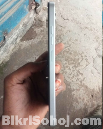 Tecno Spark Go 1